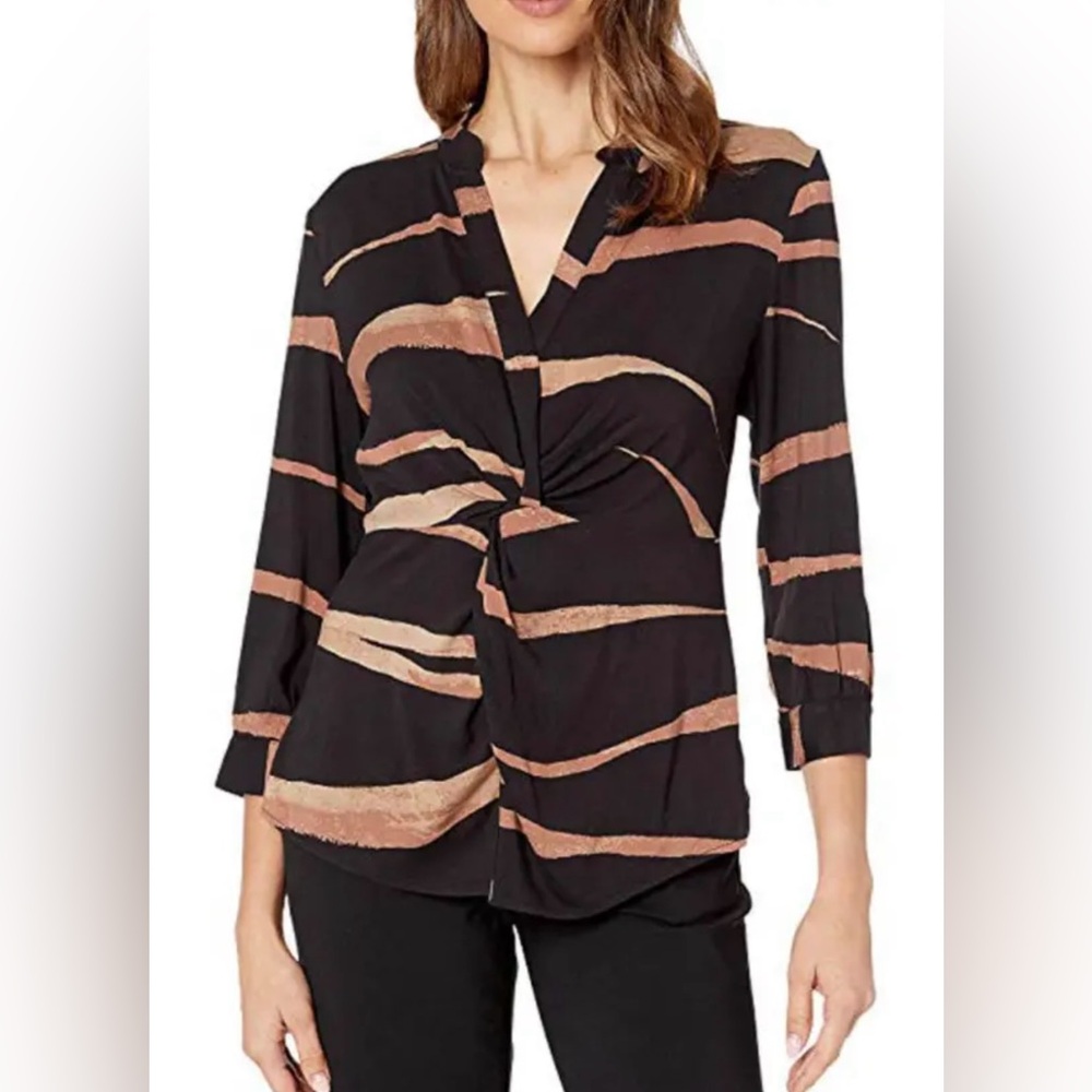 Nic+Zoe animal print, twist front blouse - size L